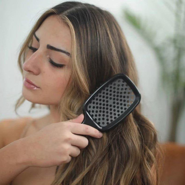 50% DE RÉDUCTION I HairEase™ Brosse Démêlante
